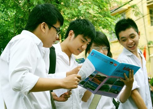 Khuynh hướng chọn môn thi tỷ lệ thuận với nguyện vọng của thí sinh - ảnh 1