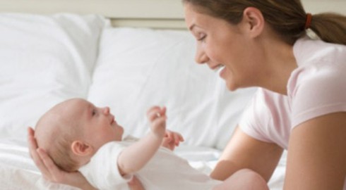 Chăm sóc trẻ sơ sinh khi trời lạnh - ảnh 1
