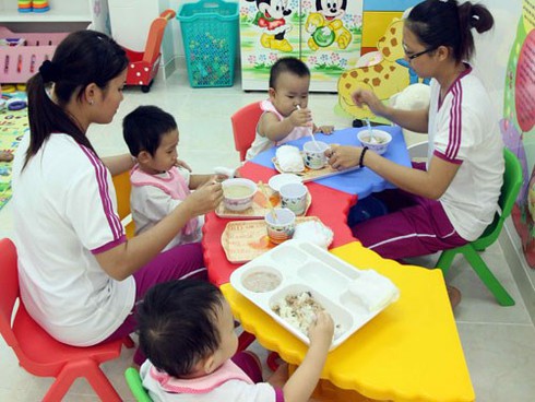 Kìm kẹp giáo viên mầm non: Tôi chỉ ước được về hưu - ảnh 1