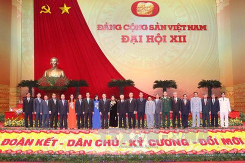 Thông qua danh sách 246 ứng viên bầu Ban Chấp hành Trung ương khóa 12 - ảnh 1