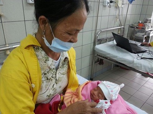 Thai phụ chạy thận sinh con an toàn - ảnh 1