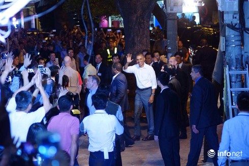 Tổng thống Hoa Kỳ Obama ăn bún chả Hà Nội tại 24 Lê Văn Hưu - ảnh 3