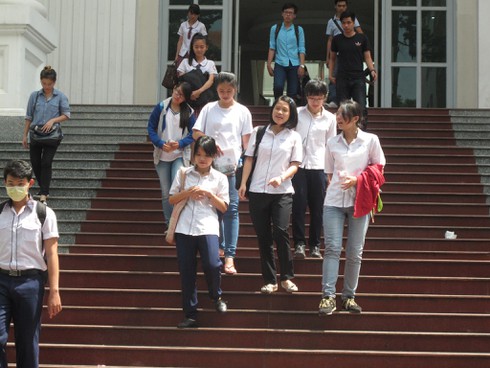 Đề Văn đề cập đến sự hèn nhát và dũng khí - ảnh 4