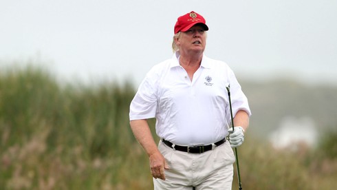Cách tập thể dục kỳ lạ của Donald Trump - ảnh 1