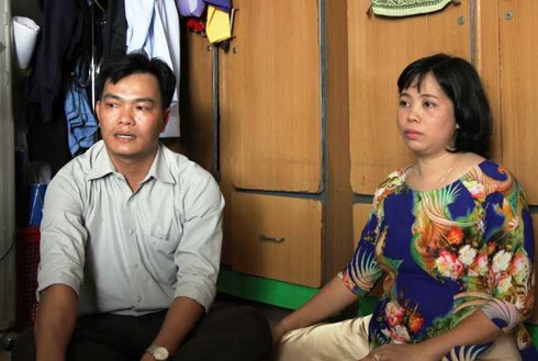 Cám cảnh sống tạm bợ của giáo viên vùng xa ở TPHCM - ảnh 1