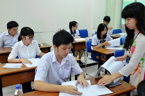Chỉ 1% học sinh chọn tiếng Nga, Trung… làm ngoại ngữ 1 - ảnh 1
