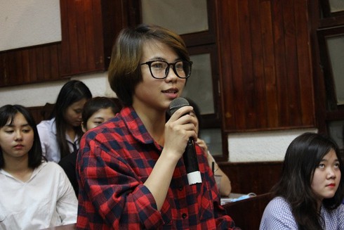 Sinh viên hoang mang vì bị kỳ thị, nghi ngờ giới tính - ảnh 1