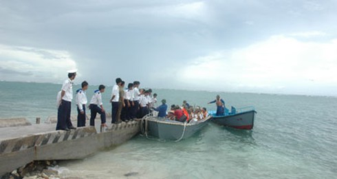 Xây dựng Trường Sa thành đô thị dịch vụ du lịch