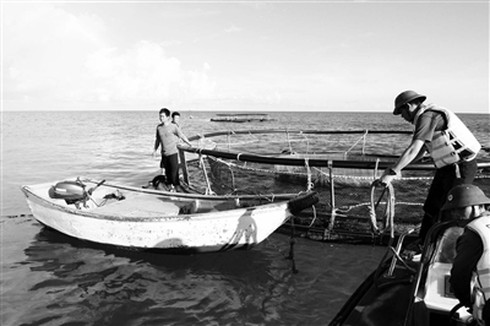 Nam quốc sơn hà trên đảo Trường Sa