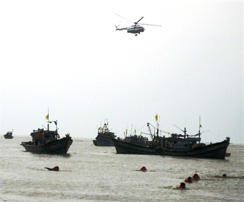 `Xem` Đà Nẵng ứng phó sóng thần