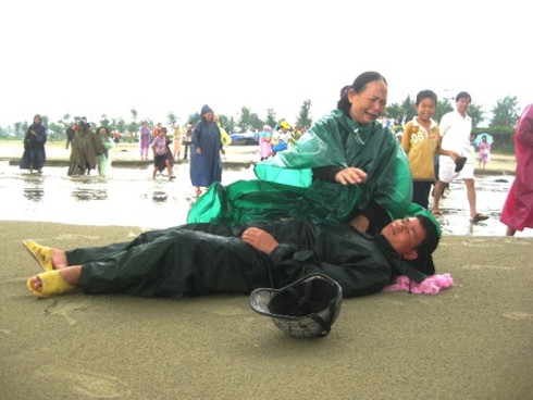 `Xem` Đà Nẵng ứng phó sóng thần