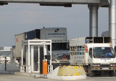 TP.HCM: Quá tải đường vành đai phía Đông