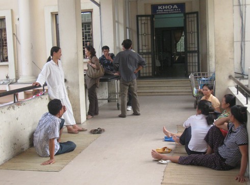 Vụ cháu bé mất tích `đốt nóng` bệnh viện Phụ sản Trung ương