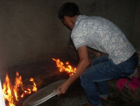 Xây nhà lầu, tậu xe hơi nhờ... chuột