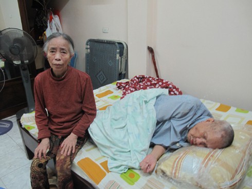 Bài văn gây sốc: Lạm thu khoét sâu, day dứt học trò nghèo