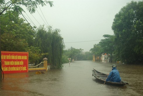 Thừa Thên - Huế vẫn đang chìm trong lũ