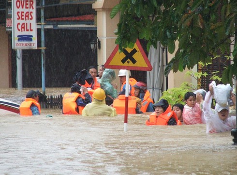 Hội An phản ứng cách thuỷ điện xả lũ