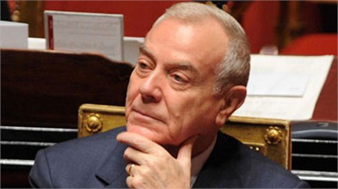 Ai sẽ thay Berlusconi?