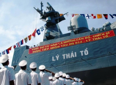 2012: Kiềm chế lạm phát và tăng cường tiềm lực quốc phòng