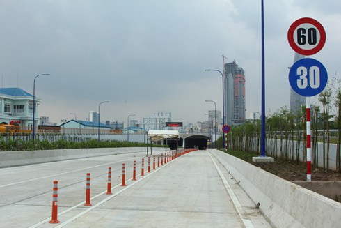 Hầm dìm lớn nhất Đông Nam Á trước giờ thông xe
