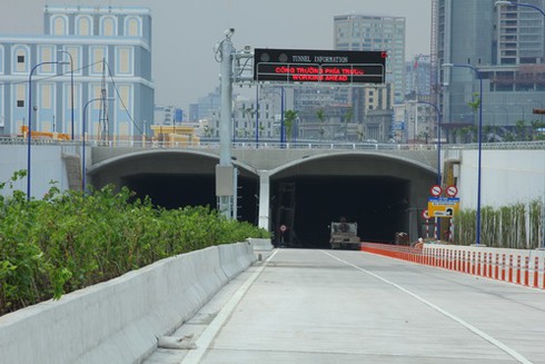 Hầm dìm lớn nhất Đông Nam Á trước giờ thông xe