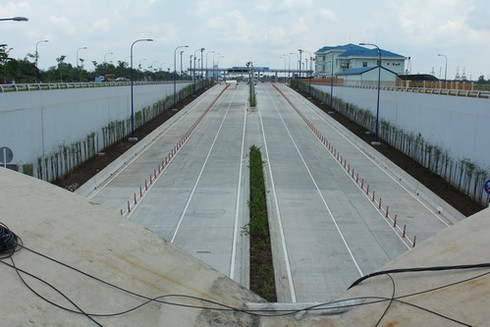 Hầm dìm lớn nhất Đông Nam Á trước giờ thông xe