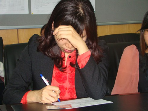 Đấu giá mua căn hộ: Đầu không xuôi, đuôi vẫn lọt