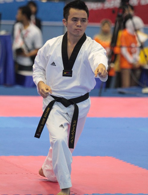 Taekwondo và Canoeing giúp Việt Nam có HCV đầu tiên