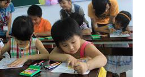 Phát động thi vẽ tranh phòng chống bạo lực học đường