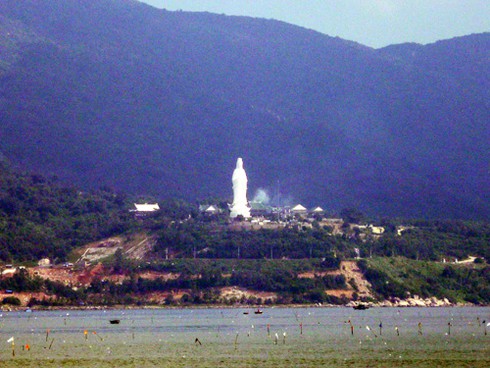 Công viên Biển Đông – Công viên Hoà bình và Tình yêu