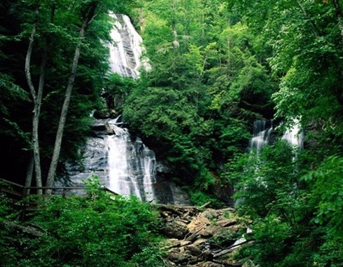 Giới trẻ si mê “nhạc trộn”