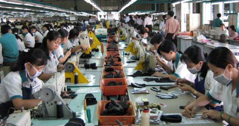 Tết cho công nhân: Doanh nghiệp thờ ơ!