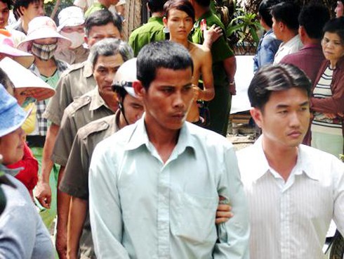 Kẻ sát hại vợ trong đêm ra đầu thú