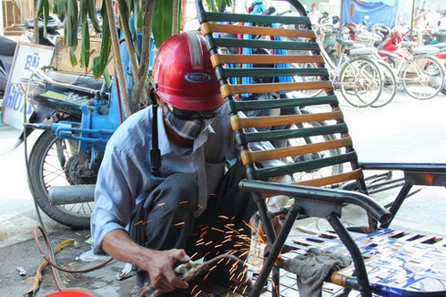 Hàn gió đá dạo: Mưu sinh bằng mạng sống