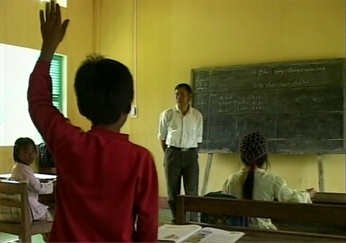 26 năm cắm bản ở tộc người có nguy cơ tuyệt chủng