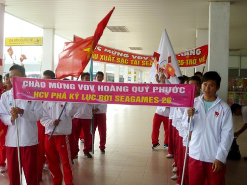 Đà Nẵng đón các “chiến binh” SEA Games 26 ca khúc khải hoàn