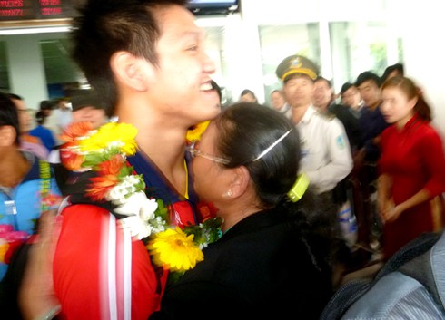 Đà Nẵng đón các “chiến binh” SEA Games 26 ca khúc khải hoàn