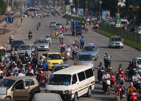 24 tỷ đồng phân làn, giao thông hết lộn xộn?