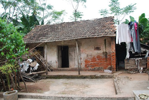 Oái ăm chuyện con đánh chết gã tình nhân lẳng lơ của mẹ