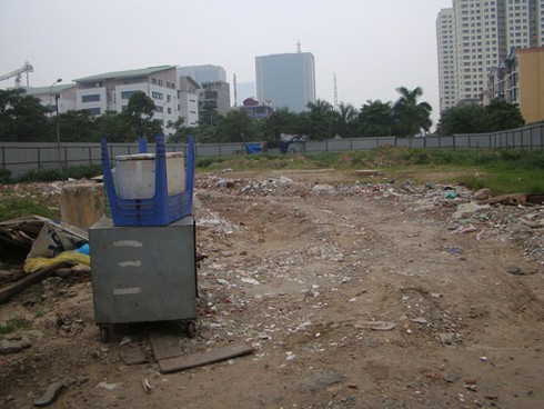 Loạt dự án chiếm đất vàng, bỏ hoang giữa Hà Nội