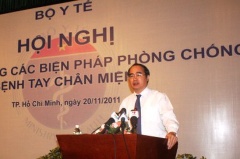 Ba cách đẩy lùi dịch bệnh tay chân miệng