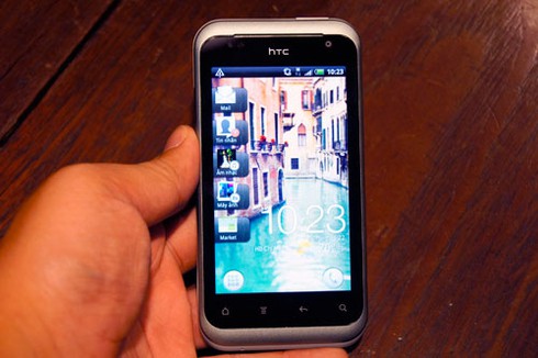 Ra mắt HTC Rhyme dành riêng cho phái nữ