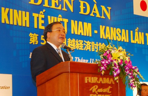 Diễn đàn Việt Nam - Kansai: Kêu gọi đầu tư vào miền Trung.