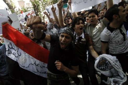 Cách mạng biến thành nội chiến đẫm máu ở Syria