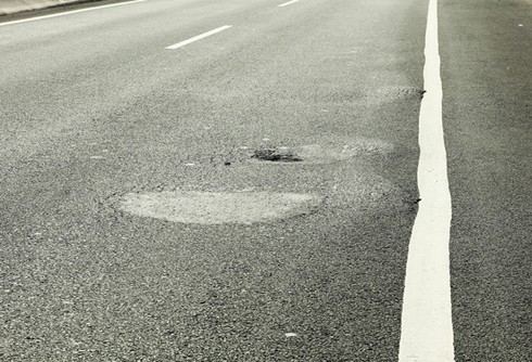 Cao tốc TP.HCM - Trung Lương: Vá `ổ voi`, có `vá` được trách nhiệm?