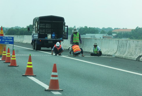 Cao tốc TP.HCM - Trung Lương: Vá `ổ voi`, có `vá` được trách nhiệm?