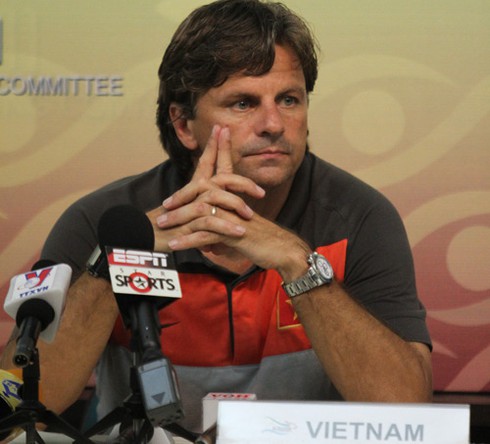 'Cảm ơn, nhưng ông Goetz nên từ chức'