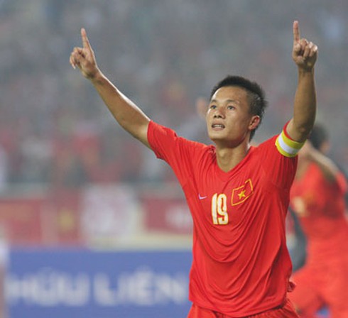 Thành Lương lọt Top 5 cầu thủ hay nhất SEA Games 26