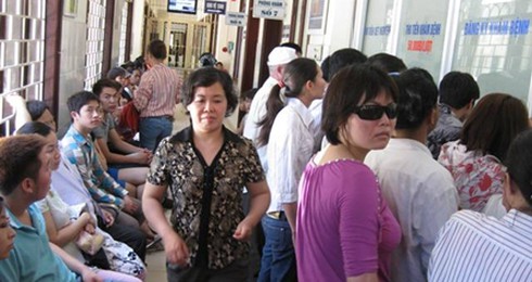 Cảnh giác chiêu lừa “Việt kiều cho quà” ở bệnh viện