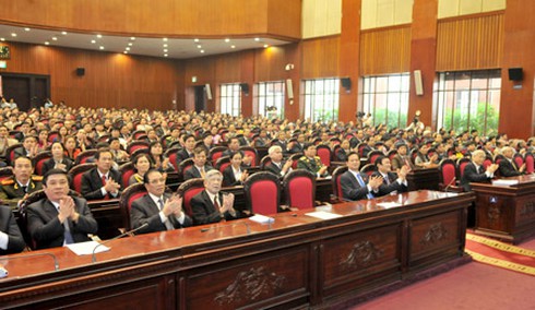 QH bế mạc, đưa Luật biểu tình vào chương trình xây dựng luật